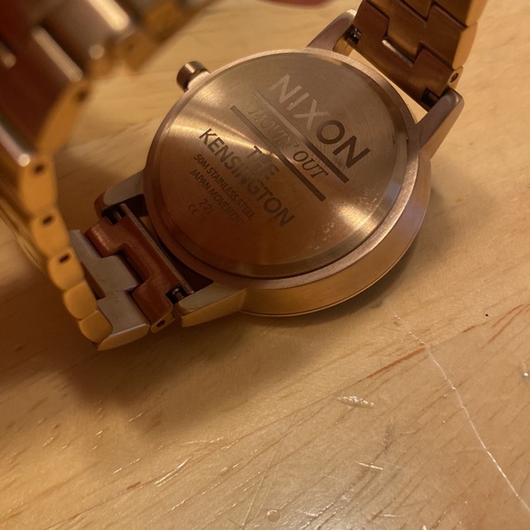 NIXSON WATCH movin out THE KENSINGTON - Picture 4 of 6